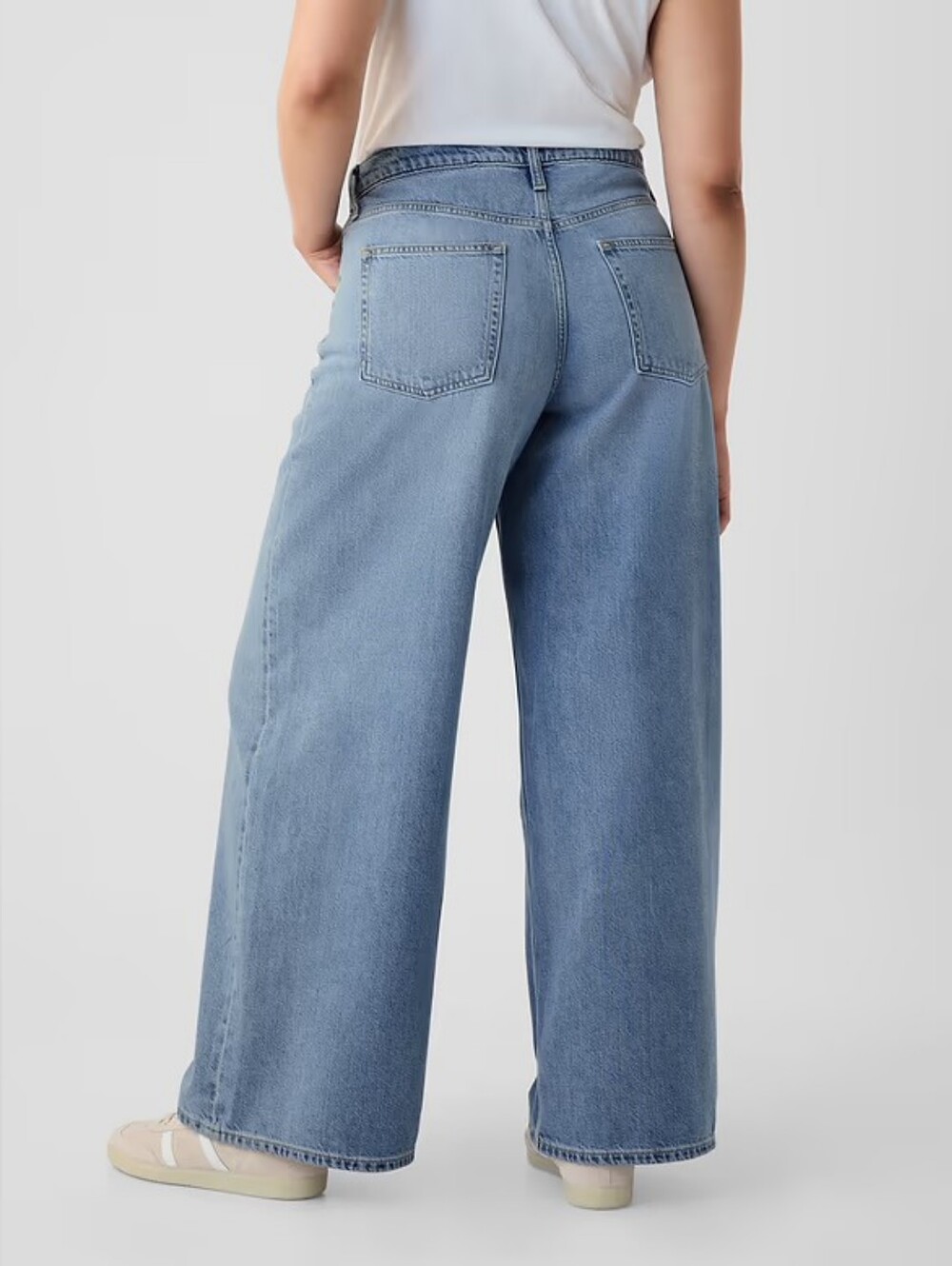 GAP Light Blue Baggy Mid-Rise Ultrasoft Denim Jeans - Picture 6 of 12